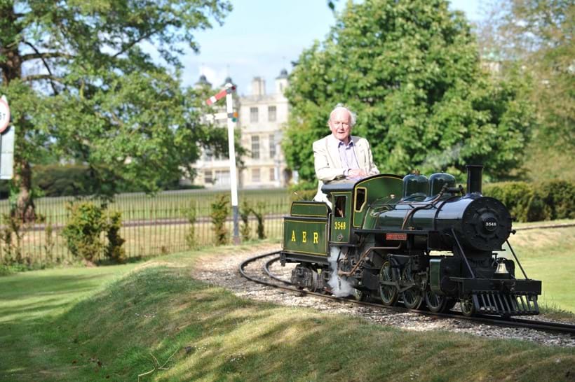 Inline Image - Lord Braybrooke at the Audley End Miniature Railway driving the 10 1/4 inch 'American Outline' Atlantic 2-6-2 locomotive, 
'Lord Braybrooke', no. 3548