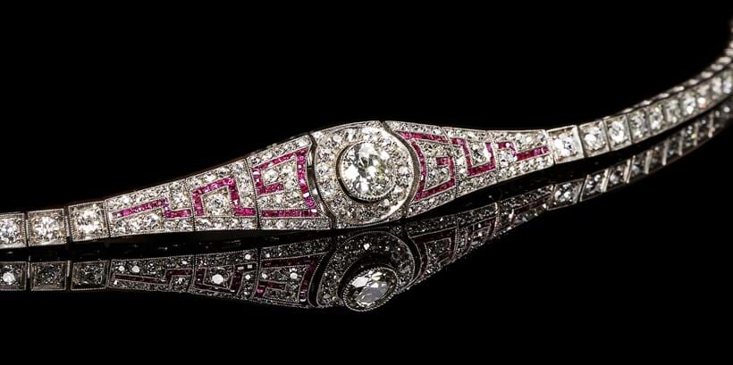 Inline Image - Lot 162: An early 20th century diamond and ruby bracelet, circa 1910 | Est. £2,000-3,000 (+fees)