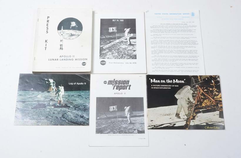 Inline Image - Lot 40: A group of original NASA press releases and other associated printed booklets related to the historic moon landing mission | Est. £200-300 (+fees)