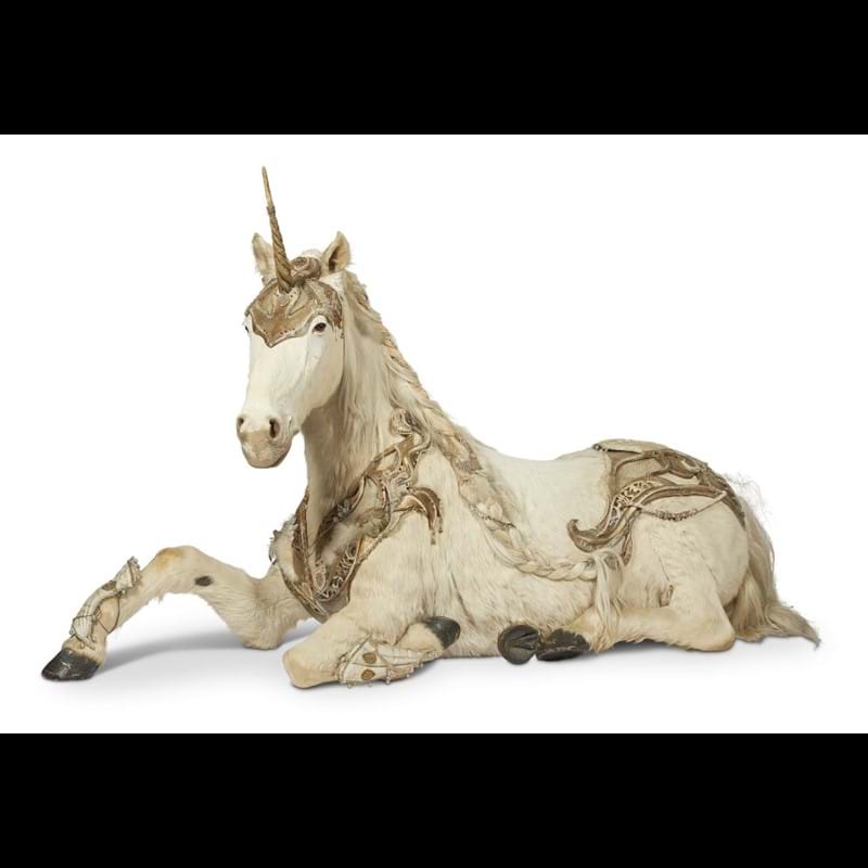 Lot 15: 'The Aynhoe Unicorn' by James Perkins Studio, 2015
