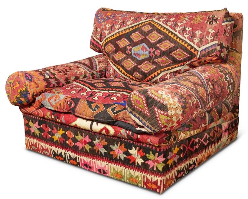 Inline Image - Lot 552: AN OVERSIZED GEORGE SMITH 'CLUB' ARMCHAIR UPHOLSTERED IN KILIM STYLE FABRIC, MODERN | Est. £800-1,200 (+fees) | Sold for £5,250