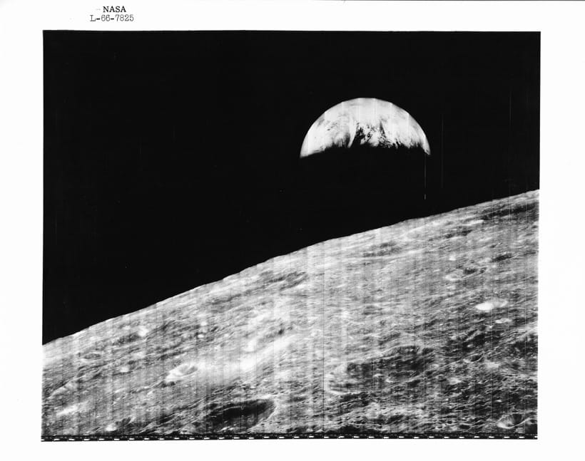 Inline Image - Lot 90: Lunar Orbiter 1. Earthrise - the world's first view of the Earth from the Moon's perspective | Est. £800-1,200 (+fees)