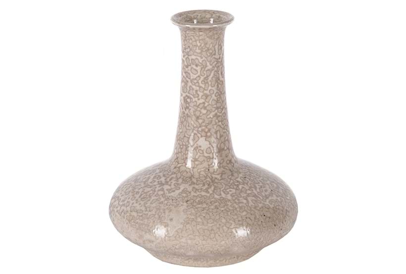 Inline Image - An attractive Ruskin Pottery vase, dated 1912 | Est. £600-800 (+ fees)