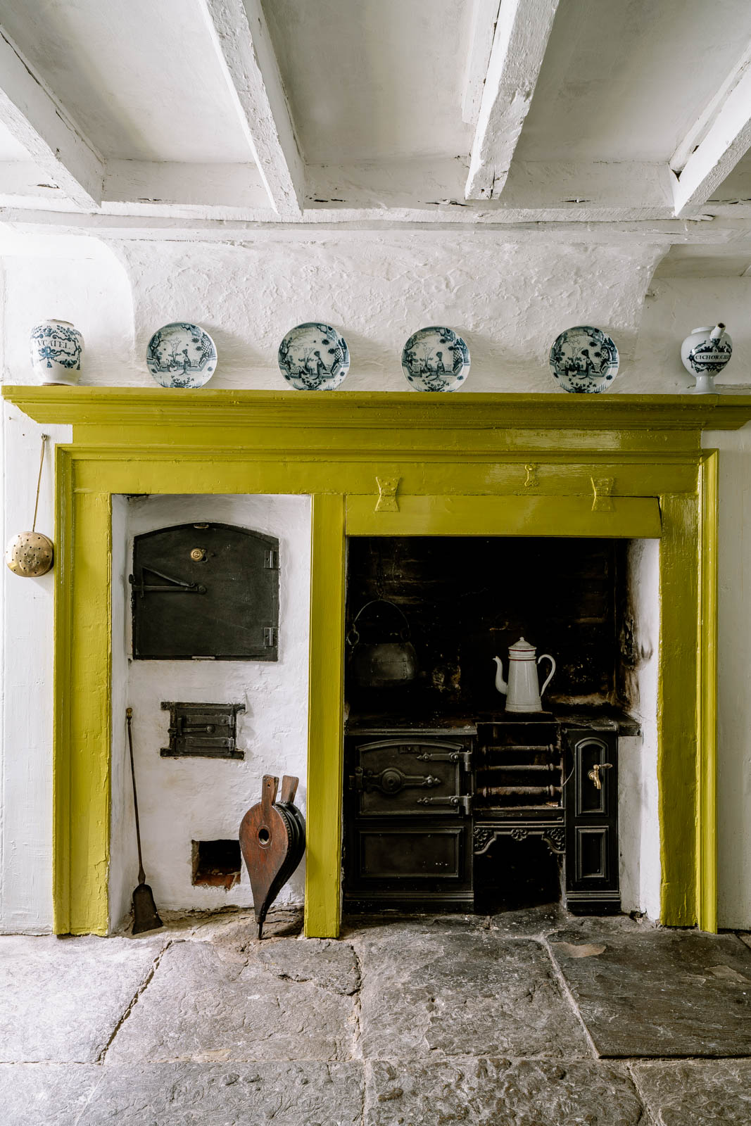 Inline Image - Photograph of Shirely House © Inigo