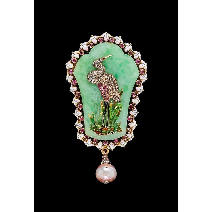 Inline Image - Lot 60: Fontenay, a late 19th century jadeite jade, ruby, diamond, pearl and enamel crane brooch, circa 1860 | Est. £1,000-1,500 (+ fees)