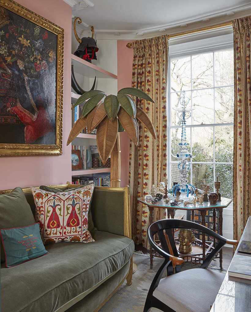 Inline Image - Interior of Count Manfredi della Gherardesca’s London home © James McDonald