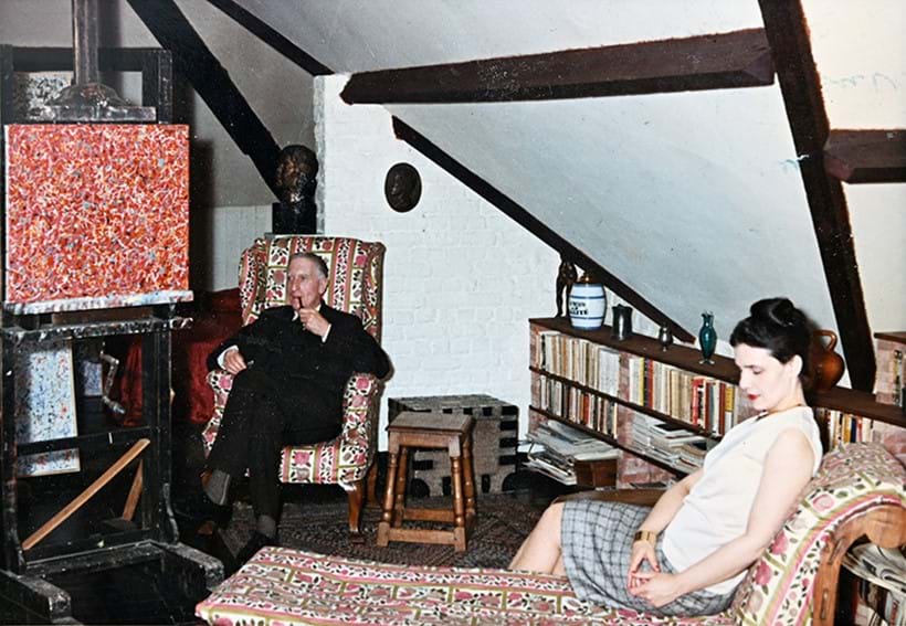 Inline Image - John Cluysenaar seated beside his canvas on easel. Private Collection