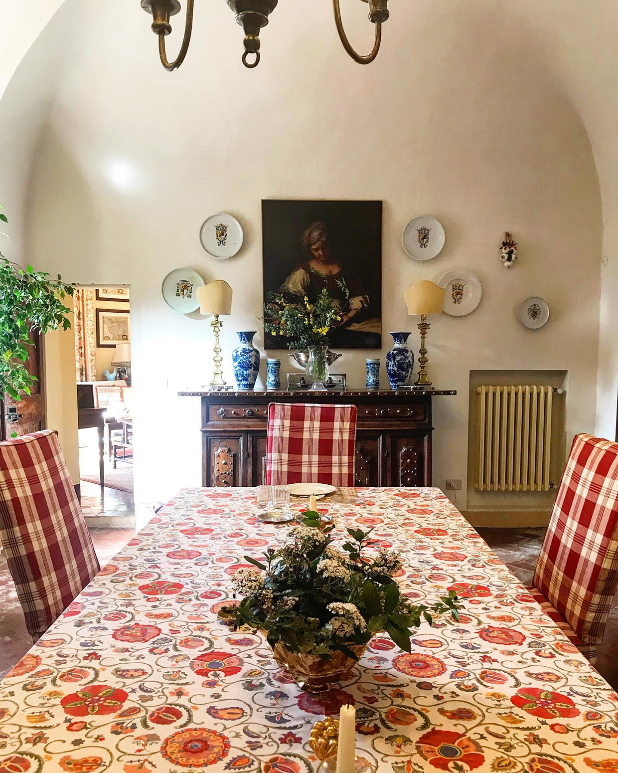 Inline Image - The Family Kitchen at Castagneto Carducci | Image: Manfredi della Gherardesca, Instagram