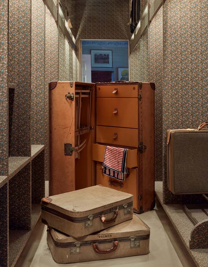 Inline Image - Lot 290: Louis Vuitton, a brown leather wardrobe steamer trunk, No. 777259, circa 1925 | Est. £3,000-5,000 (+ fees)