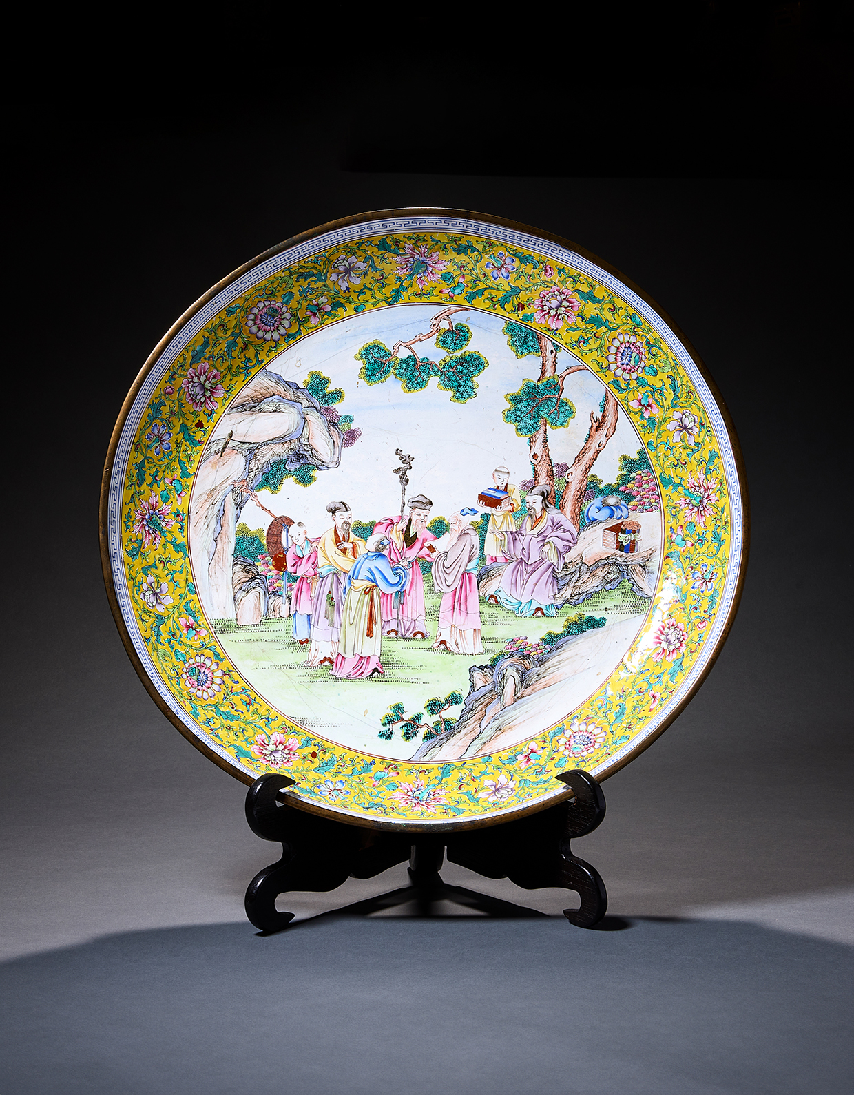 Inline Image - Lot 347: A large canton enamel 'Five Scholars' dish, Qing Dynasty, 18th century | Est. £5,000-7,000 (+ fees)