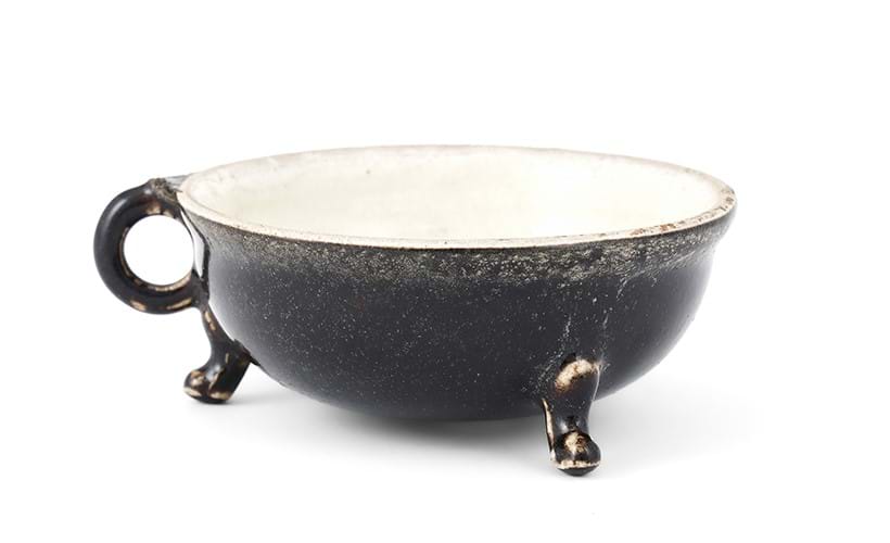 Inline Image - Lot 395: A Chinese 'Gongxian' black glazed tripod tea cup song, Jin Dynasty, 12th/13th Century | Sold for £32,700
