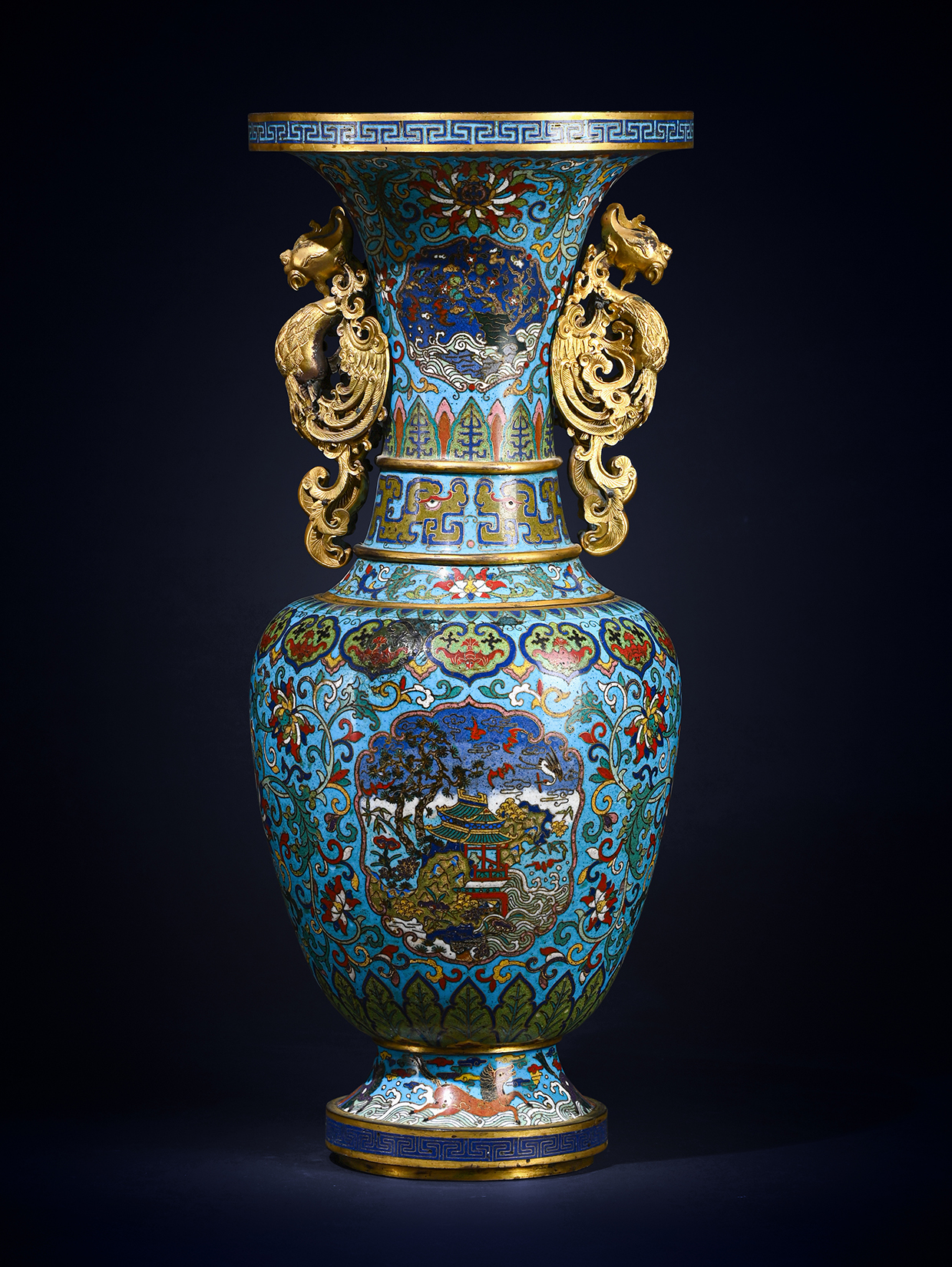 Inline Image - Lot 39: A large Chinese Imperial cloisonné archaistic vase, Qianlong period (1736-1795) | Est. £20,000-30,000 (+ fees)