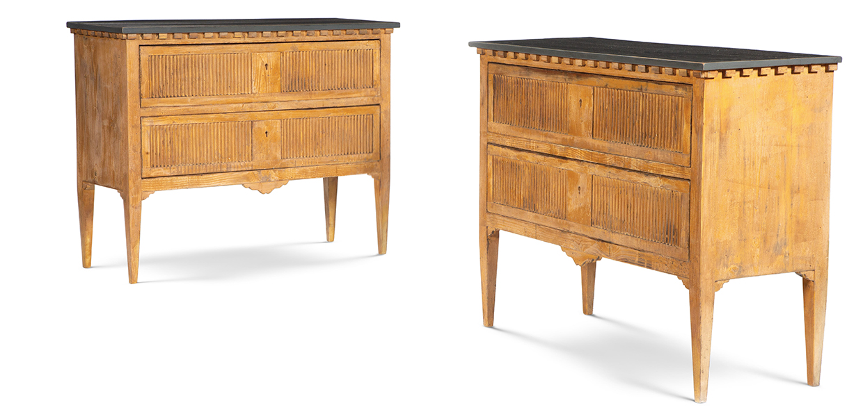 Sibyl Colefax & John Fowler auction - Lot 174 - A pair of painted commodes.jpg