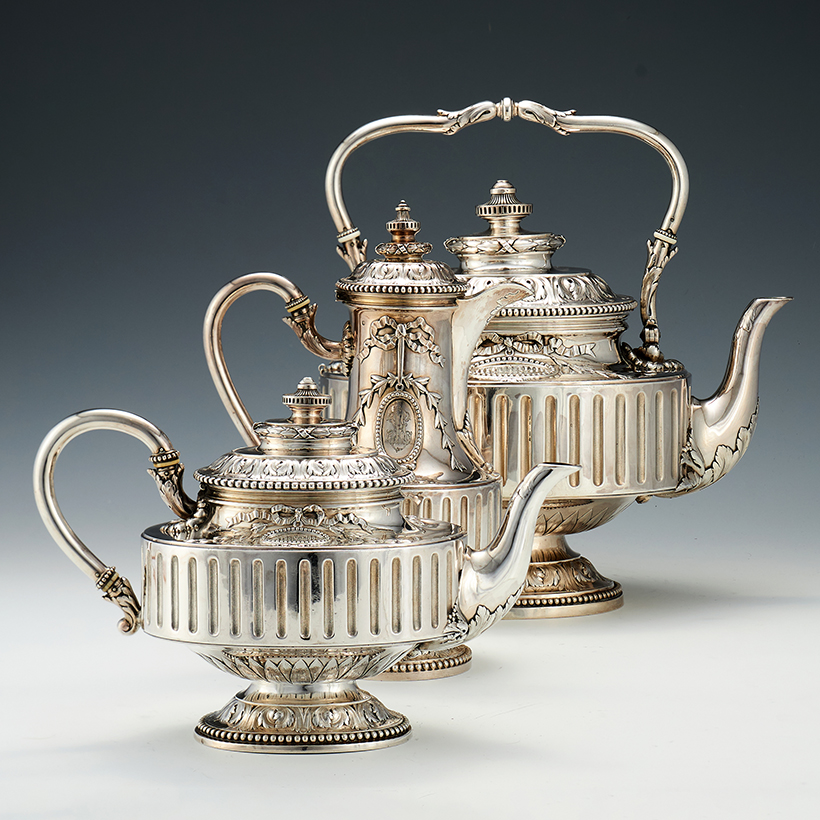 14307 Lot 107 07072021 A French silver kettle, tea pot and coffee pot by Maison Odiot, Paris 1838-1972.jpg