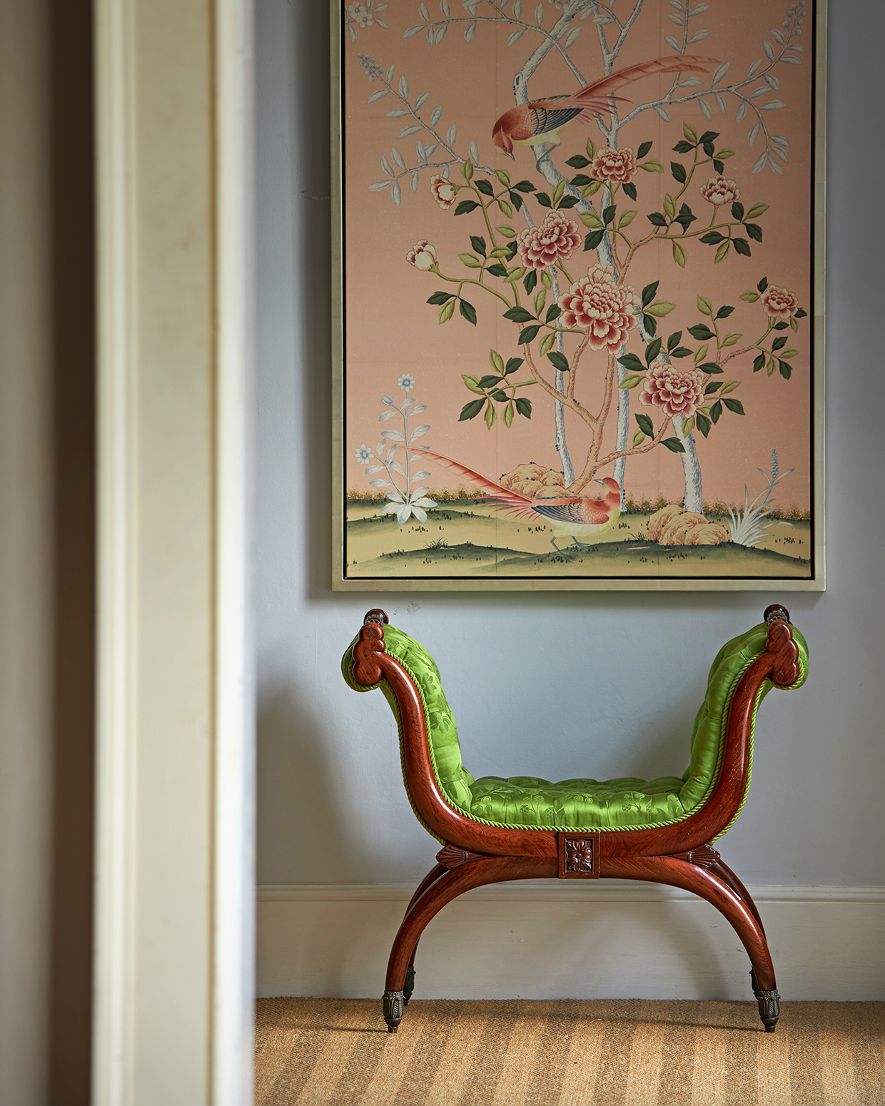 Inline Image - Lot 159: A fine pair of Regency rosewood and bronze mounted hall or window seats, in the manner of Thomas Hope, circa 1815 | Est. £5,000-10,000 (+ fees)