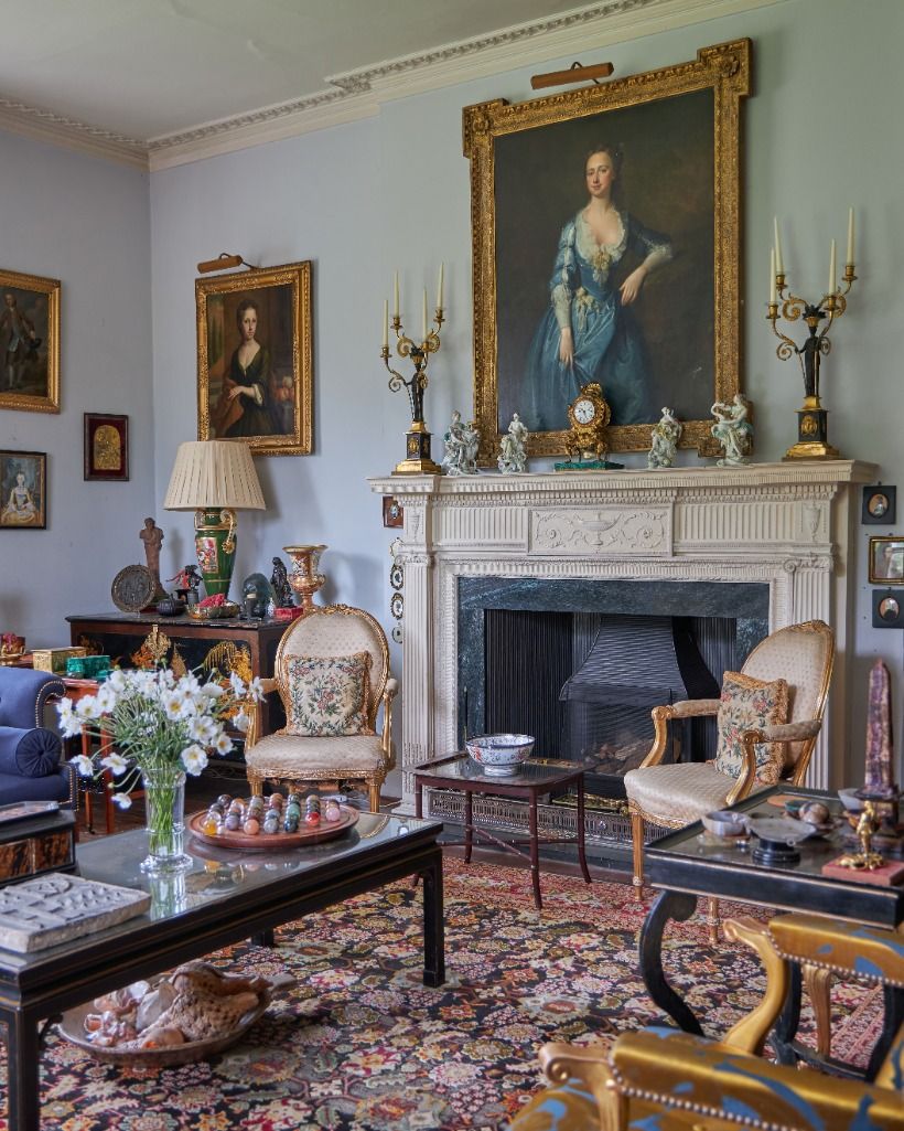 Sale Announcement | To Look, to See: Philip Astley-Jones, a Passionate Connoisseur | Wednesday 9 April 2025