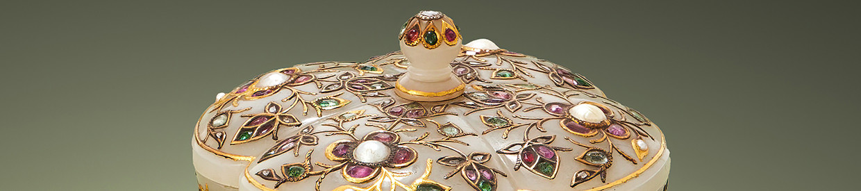 Celestial Craftsmanship Symbols of Power and Virtue | Chinese Ceramics and Works of Art | Wednesday 21 & Thursday 22 May 2025