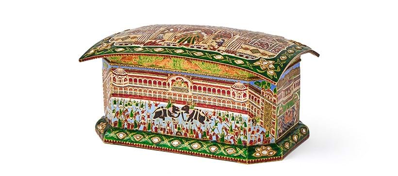 Inline Image - Lot 528: A large Indian gold coloured enamel and gem-set casket, probably Jaipur, 20th century | Sold for £56,450
