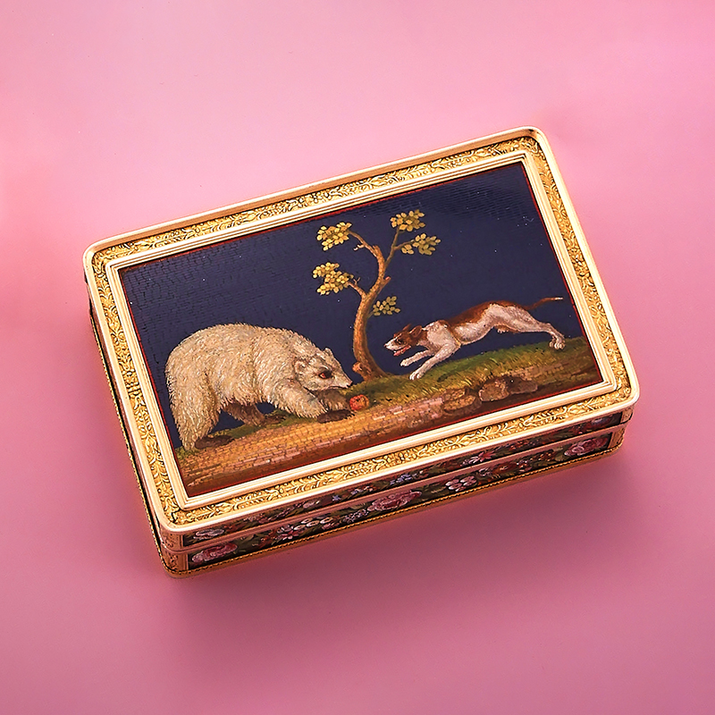 A 19th century Italian micromosaic gold box Rome 1815-1870