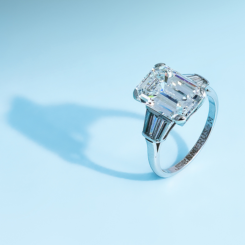 The Diamond Guide: Buying and Selling at Auction