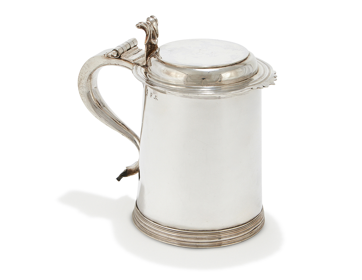 A William III silver tankard, Alexander Roode or Thomas Roberts, London 1700.jpg (1)