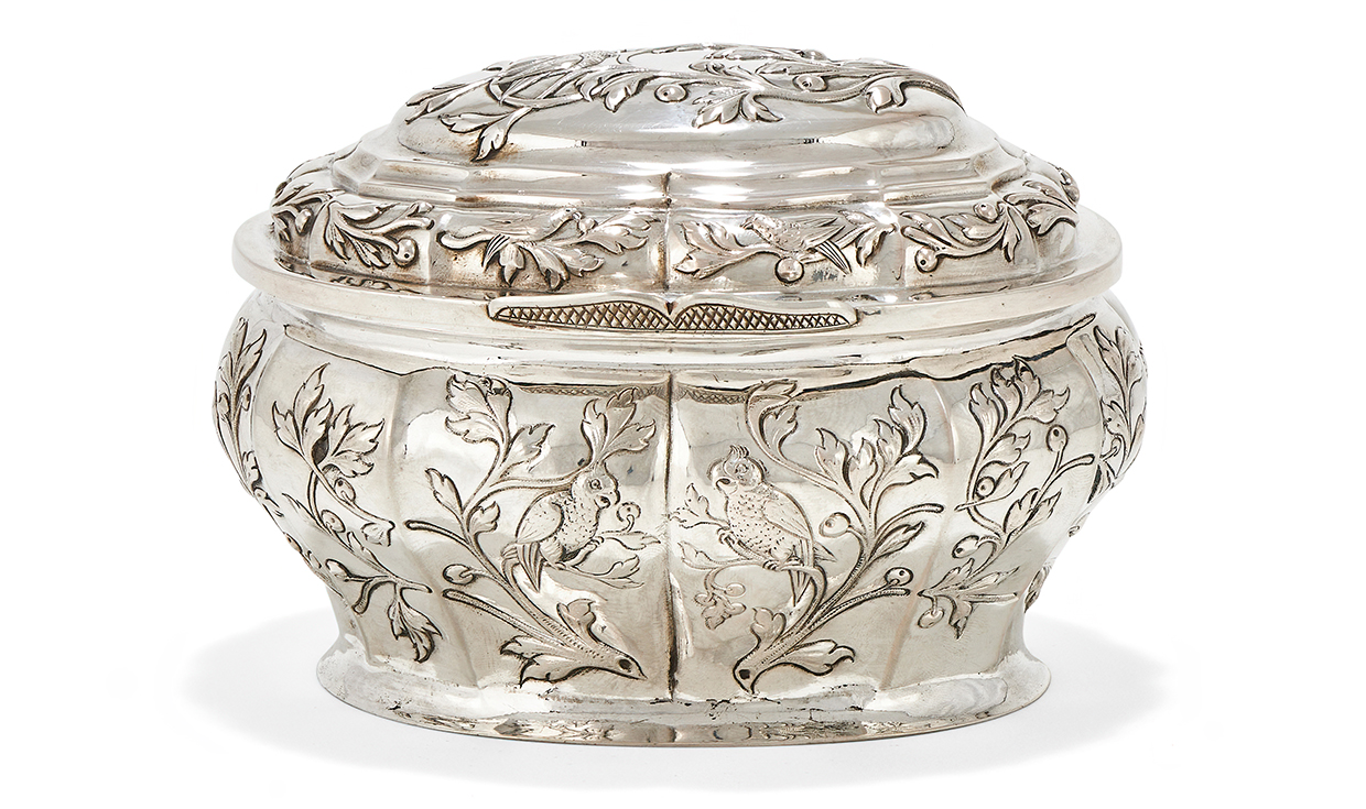 Lot 23 - A German silver oval lobed baluster sugar box, maker's mark IZ Over SK Only, 18th century.jpg