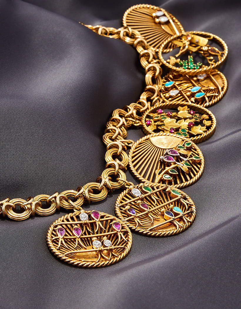 Inline Image - Van Cleef & Arpels, a gem set 'lovebirds' charm bracelet 1950s | Sold for £106,450