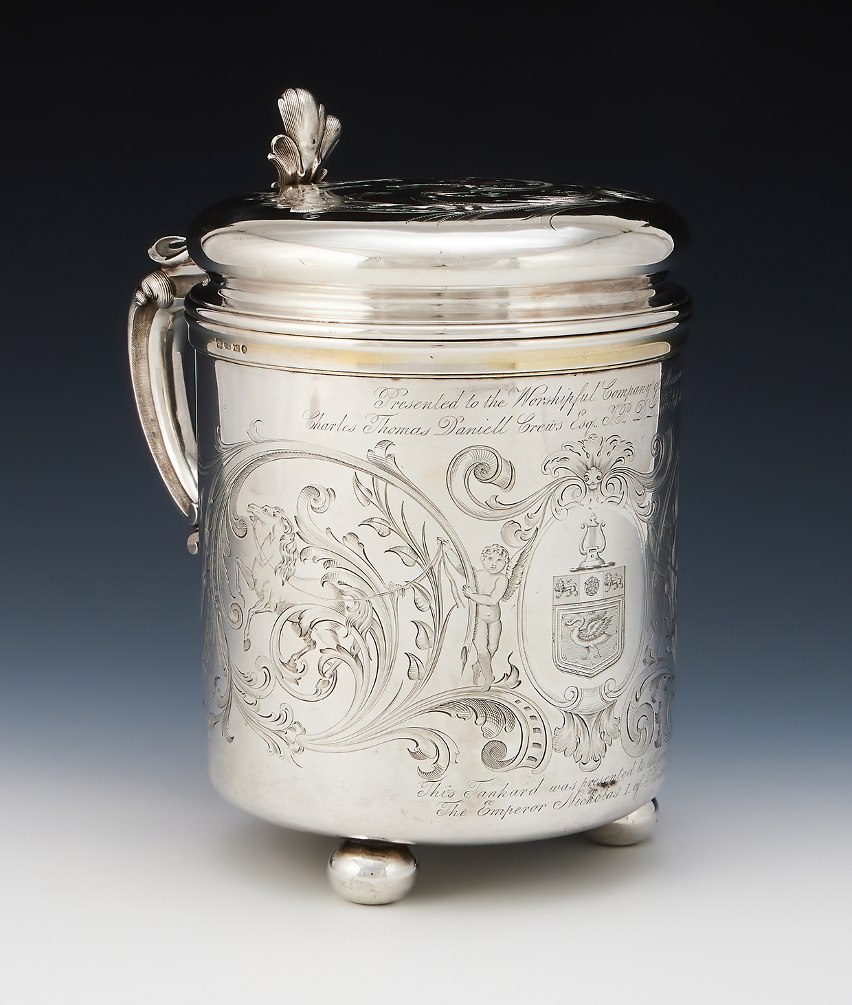 Inline Image - Lot 152: A Russian silver tankard, maker's mark Latin C H, St. Petersburg 1851 | Est. £2,000-3,000 (+ fees)