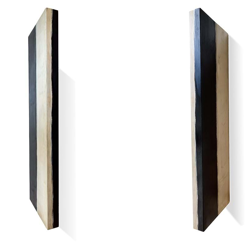 Inline Image - Views of the left and right sides