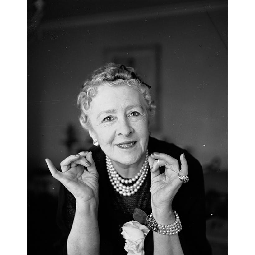 Inline Image - Syrie Maugham (1879-1955) | Image: Cecil Beaton, Vogue, © Condé Nast