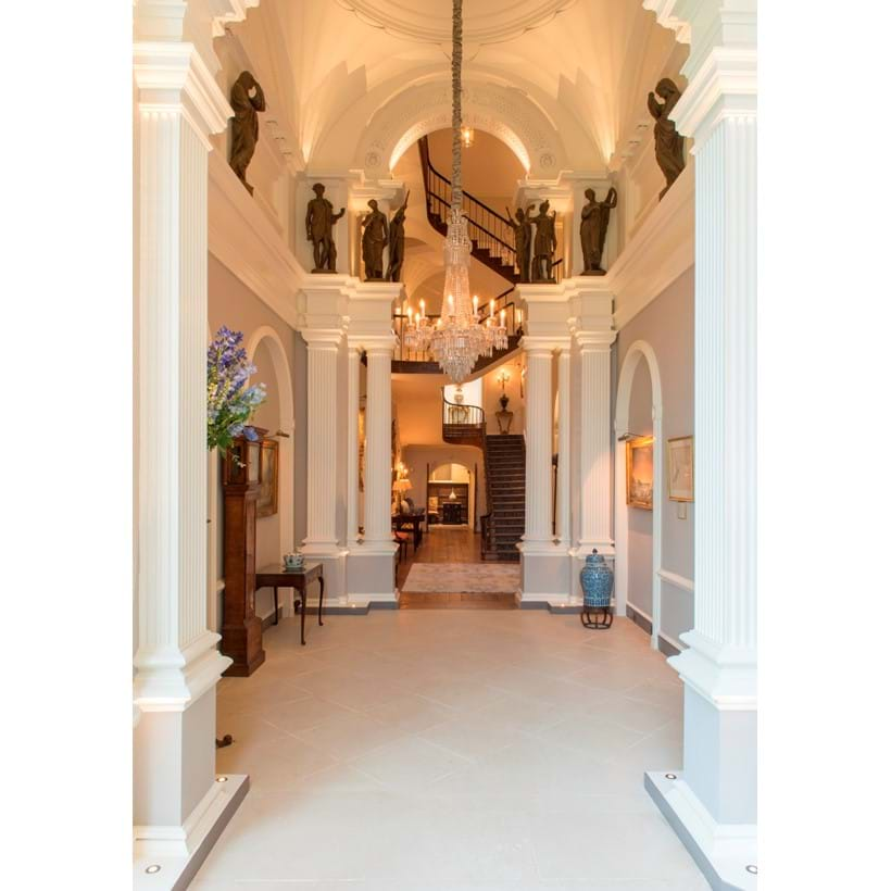 Inline Image - The stunning interior of Kingstone Lisle Park