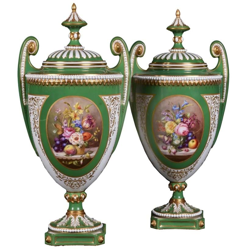 Inline Image - Lot 179, two similar Royal Worcester green-ground and gilt urns and cover; est. £200-300 (+fees)