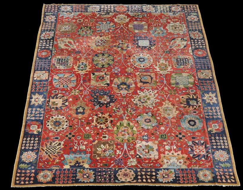Inline Image - Lot 10, Tetex carpet, approx. 294 x 202cm; est. £1,000-1,500 (+ fees)