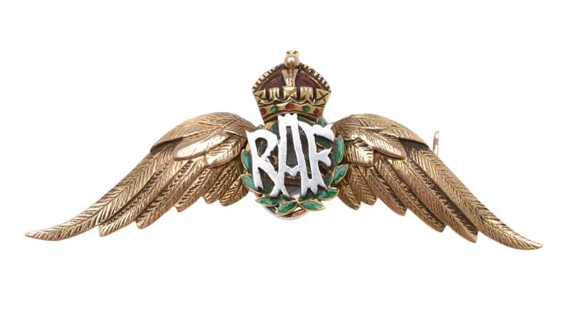 Inline Image - Lot 35, a 1930s RAF sweetheart brooch, with textured gold wings; est. £120-160 (+fees)