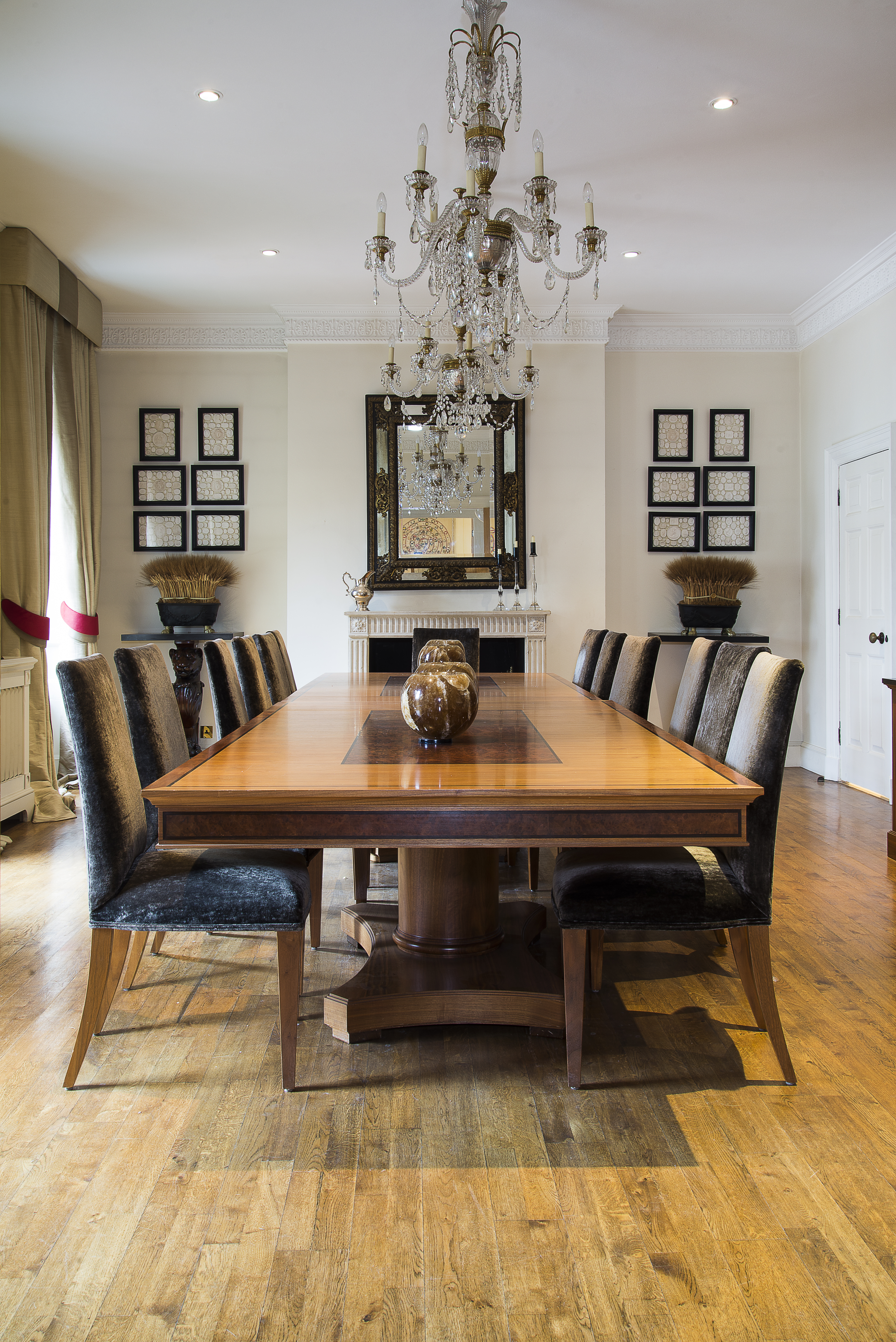 Inline Image - Lot 15: Y David Linley, a rectangular American black walnut, ebony and burr walnut dining table, early 21st century | Est. £7,000-10,000 (+fees)