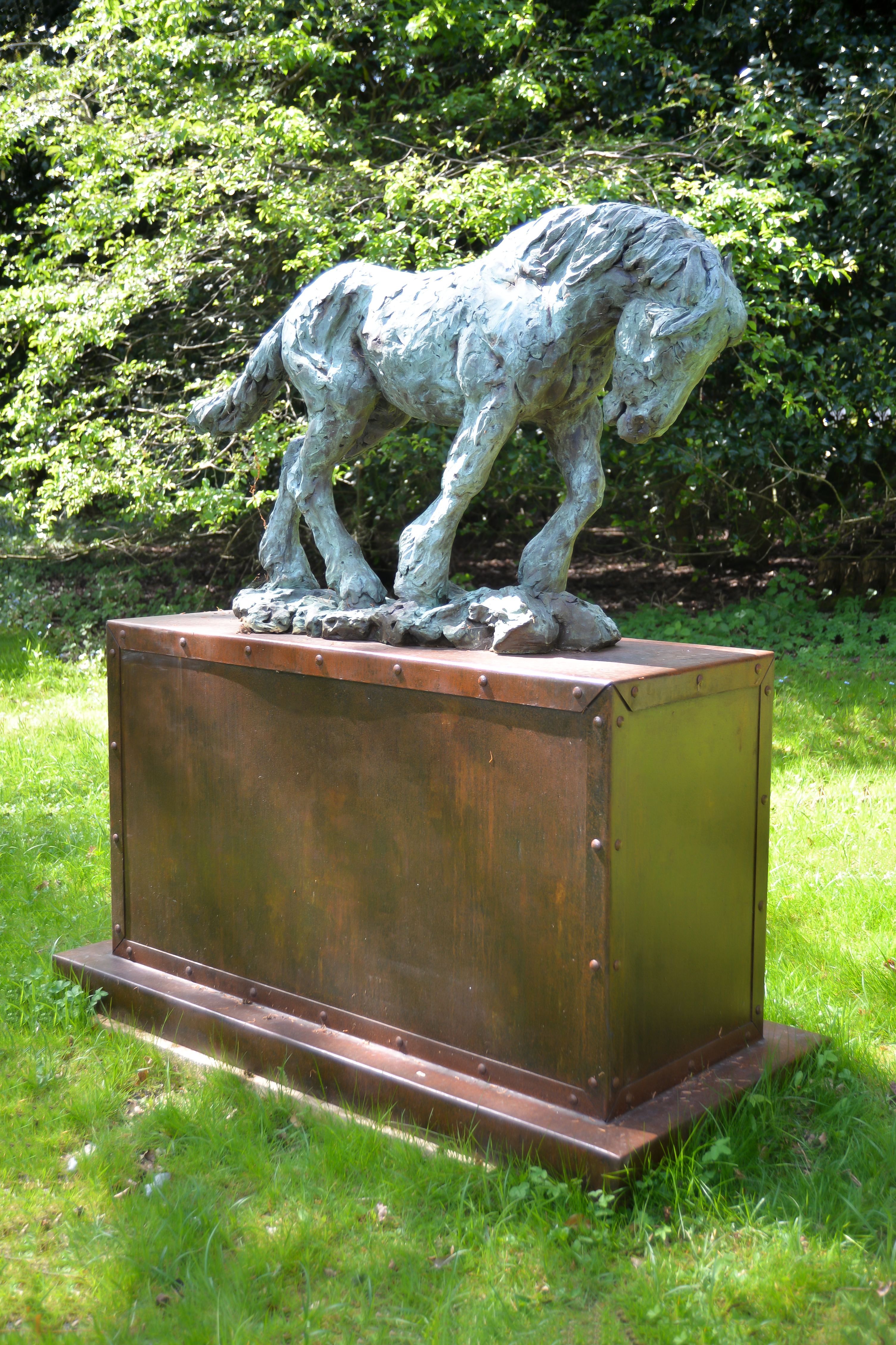 Inline Image - LOT 205: PHILIP BLACKER, (B. 1949), FLANDERS MUD, A BRONZE MODEL OF A HEAVY HORSE | EST. £20,000-30,000 (+FEES)