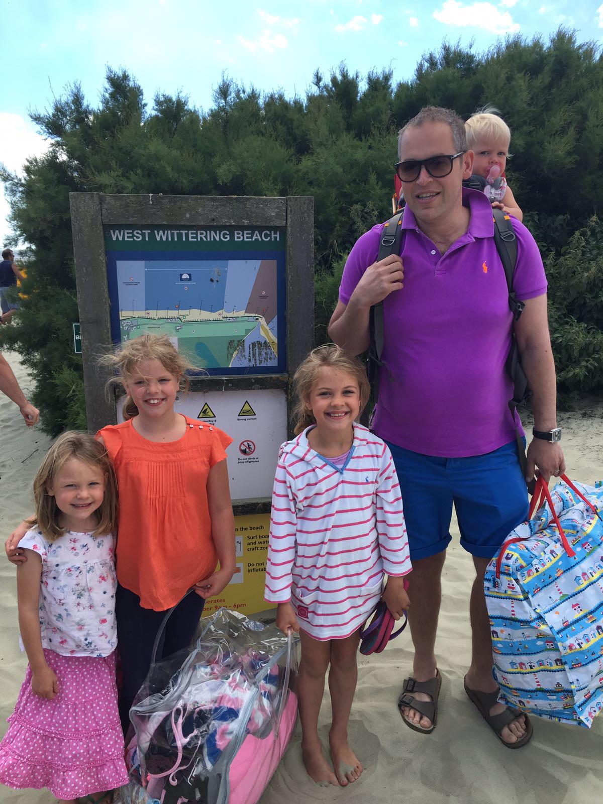 Inline Image - Paul Wilson and his daughters