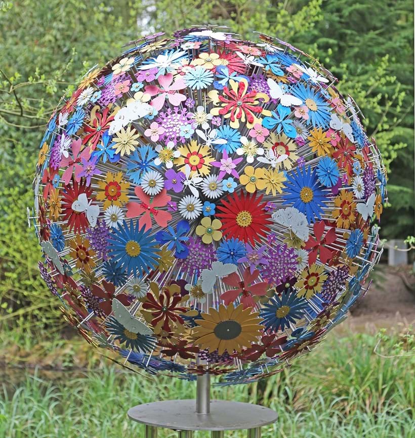 Inline Image - Ruth Moilliet (British, b. 1971), 'Large Pollination Bees & Butterflies', Stainless Steel and Anodised Aluminium, from an edition of 5, 135cm diameter | 
Est. £20,000-30,000 (+fees)
