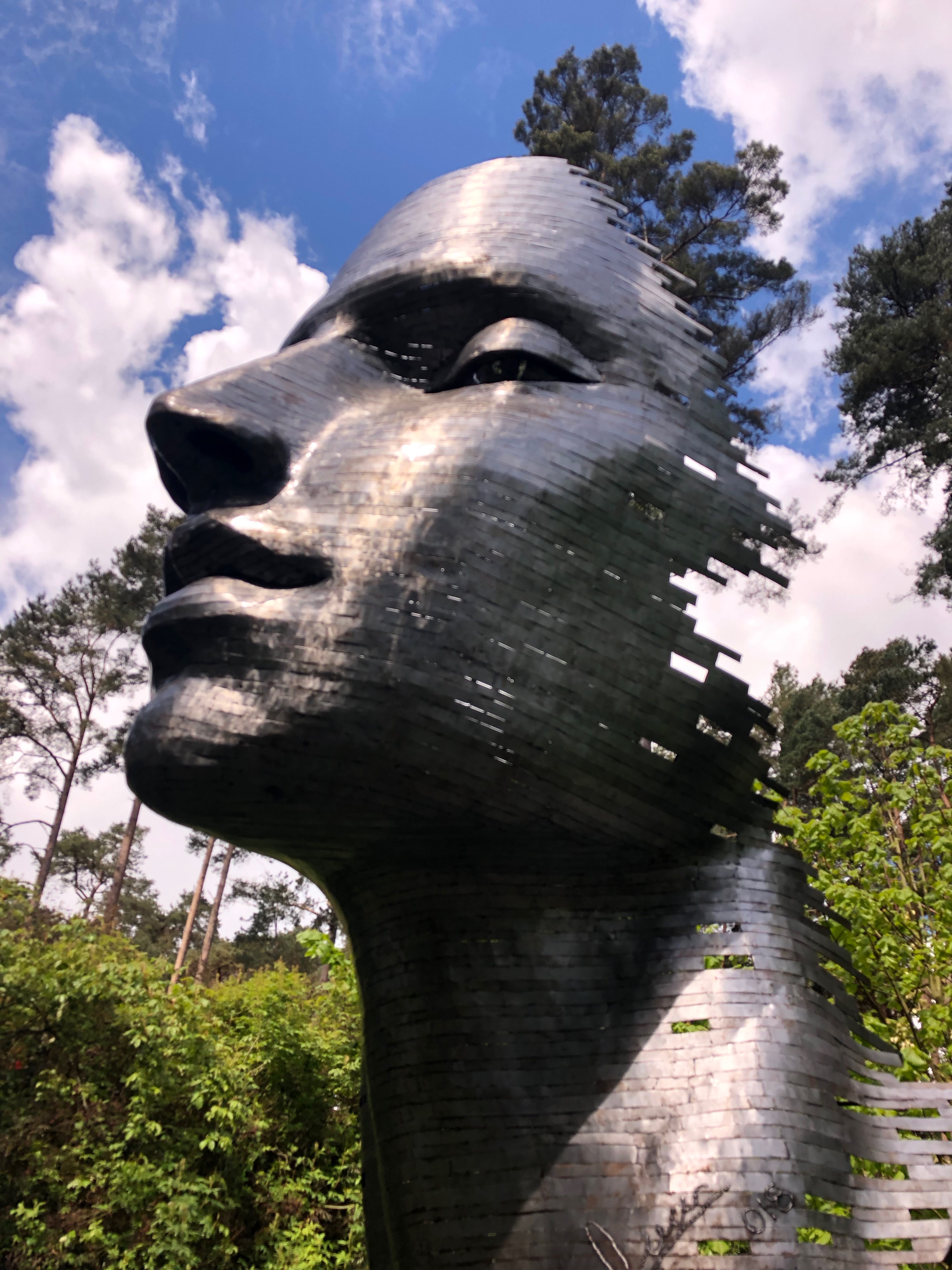 Inline Image - Lot 139: Rafael Miranda San Juan (Cuban, b. 1973) Paraiso, 2018 Stainless Steel & Mild Steel | Est. £60,000-80,000 (+fees)