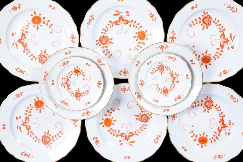 Inline Image - Lot 203: A Meissen (outside decorated) indianische Blumen (rust) and gilt part dinner service | Est. £1,200-1,800 (+ fees)