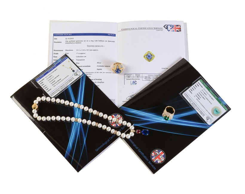 Selling jewellery at auction deals