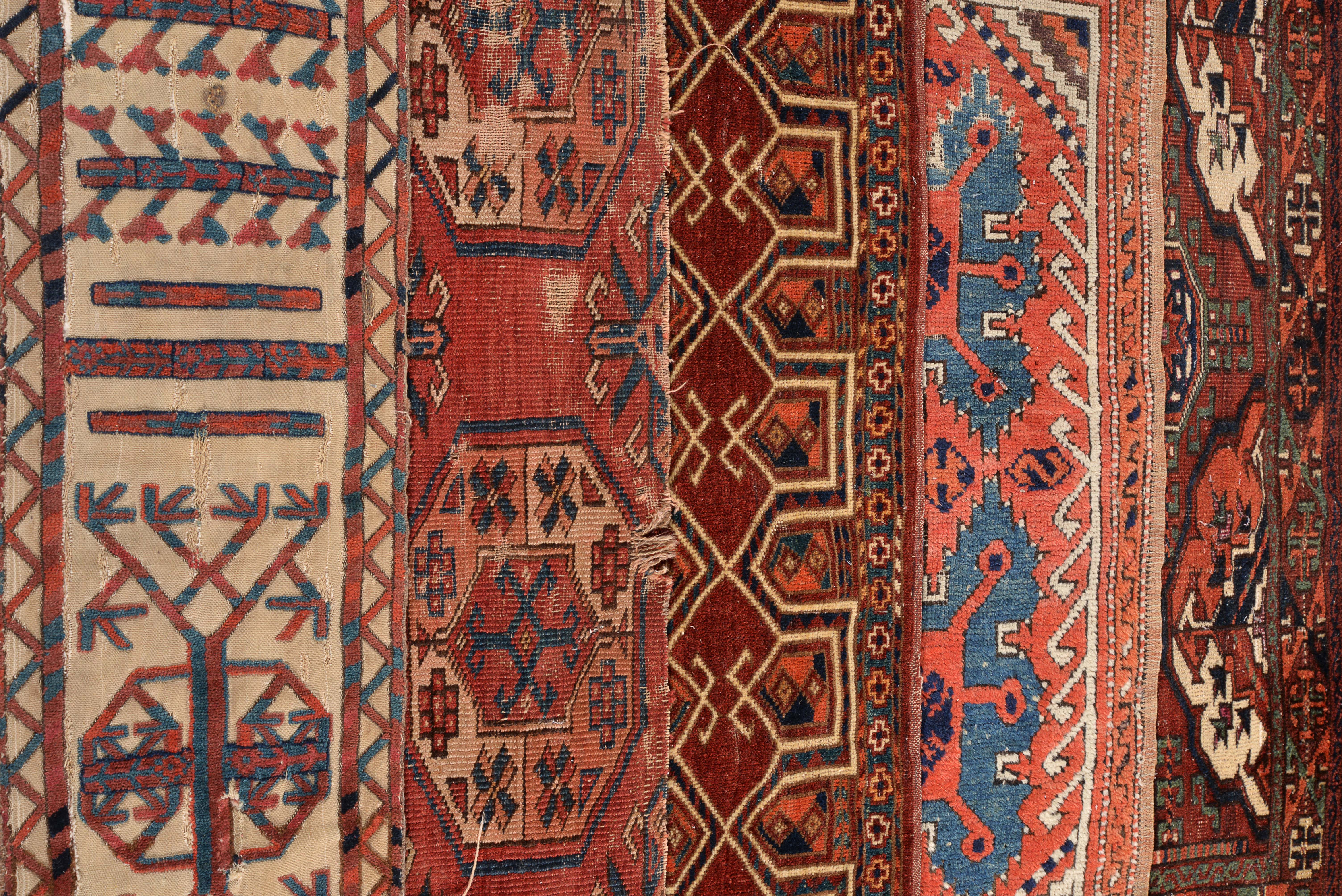 The Collection of Simon Crosby | Selected Rugs and Fragments