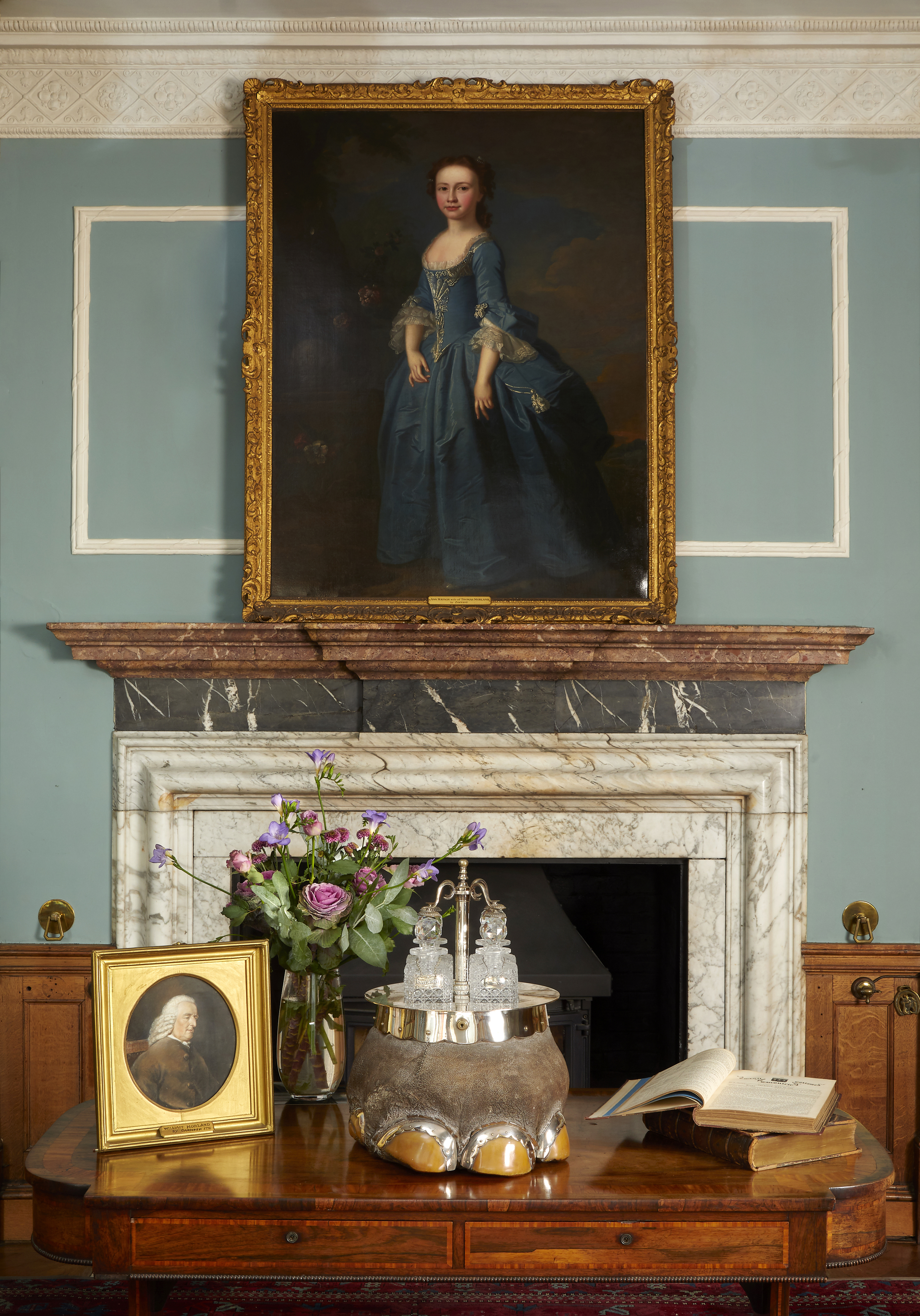 Inline Image - Court Lodge interior