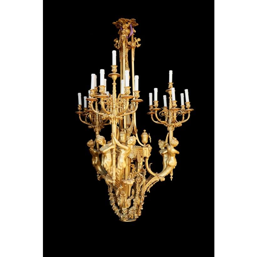 Inline Image - Lot 45: A large and impressive gilt bronze chandelier in Louis XVI taste, 20th century | Est. £7,000-10,000 (+fees)
