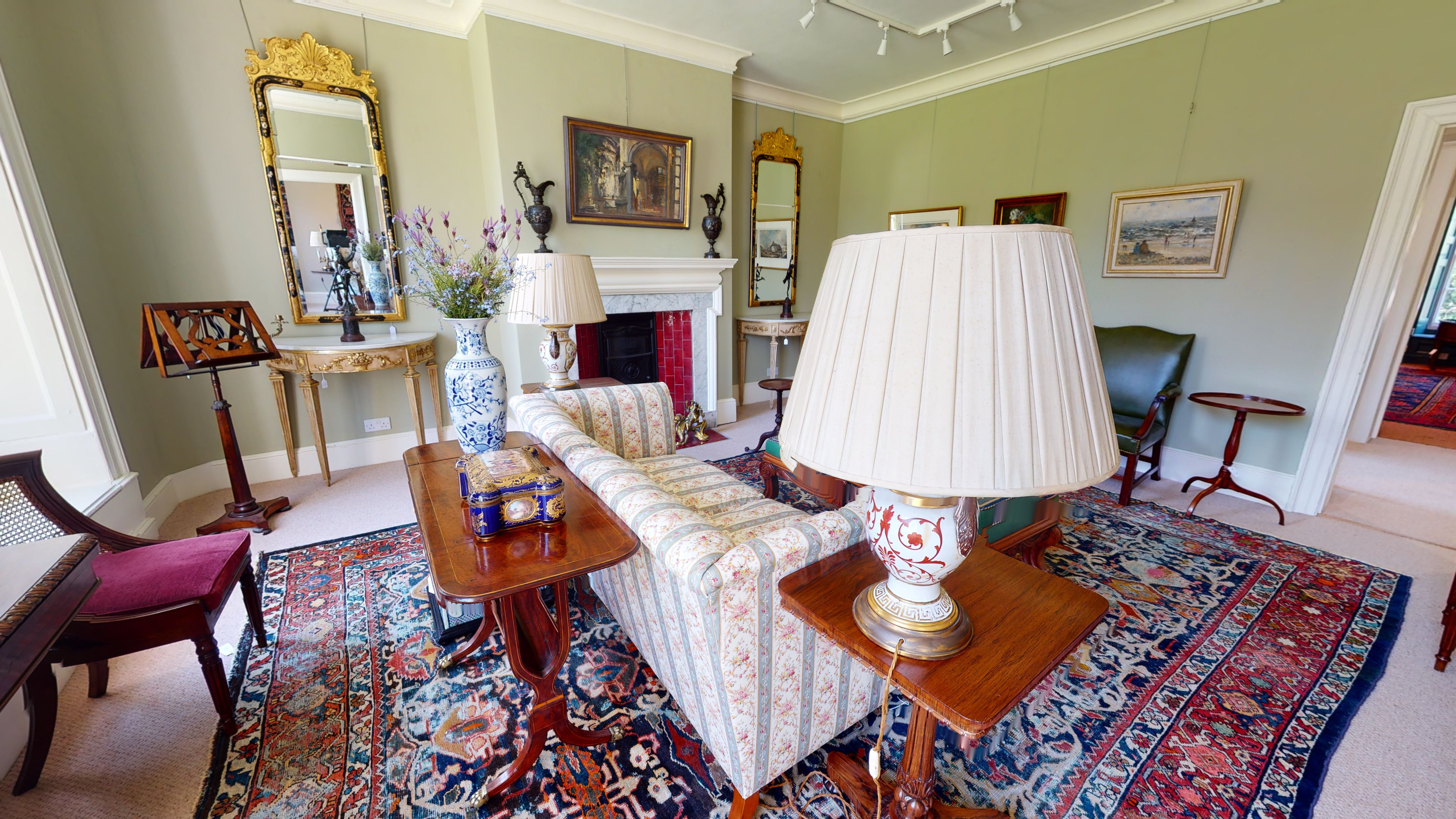 Dreweatts 360 Virtual Auction Tours