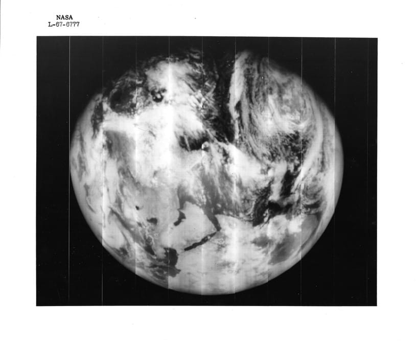 Inline Image - Lot 6: A group of six original NASA press photographs, gelatin silver prints, featuring images of the Moon taken by the Lunar Orbiter V, showing sections of the Moon which had never been photographed before | Est. £200-300 (+fees)