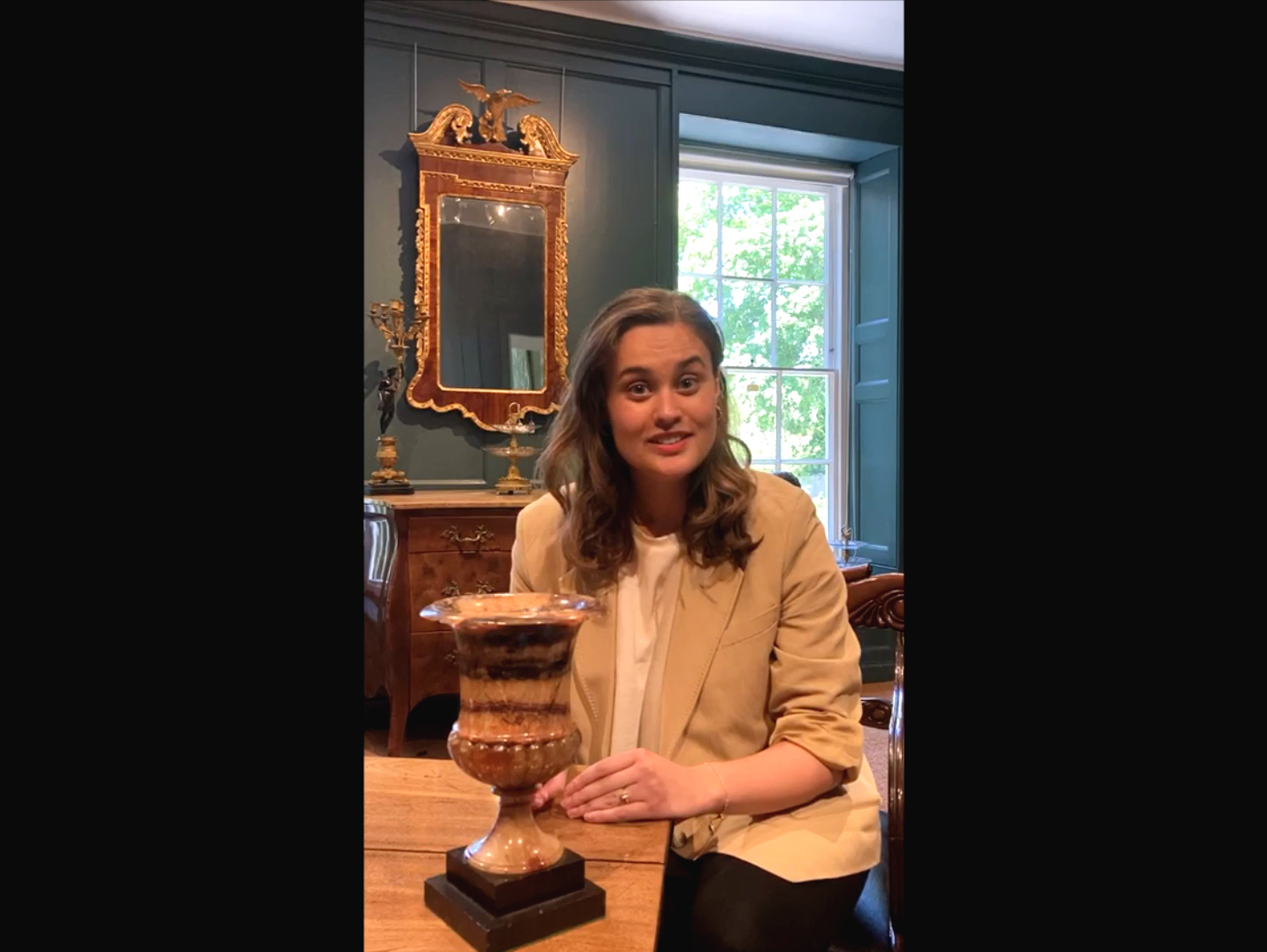 Valuation Finds & Favourites | Blue John Campana Urn