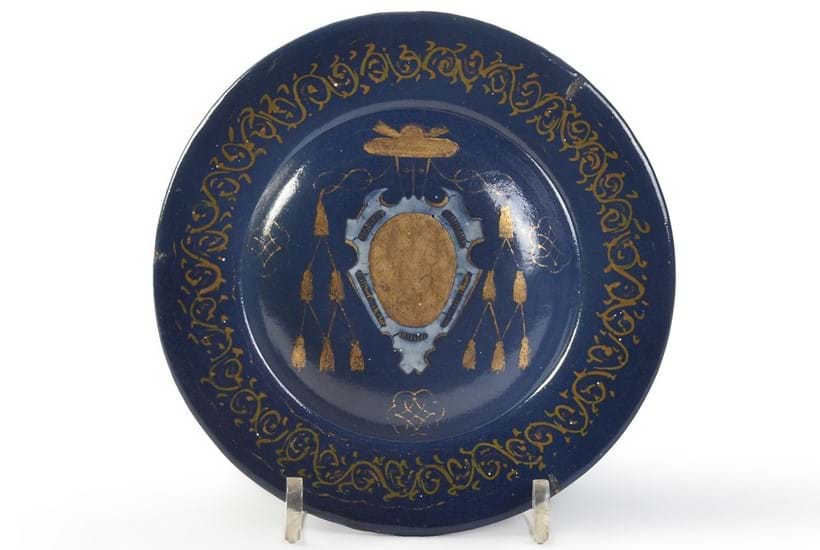 Inline Image - A Castelli D'Abruzzo maiolica blue-ground dish (piatto 'alla Turchina') from the Cardinal Farnese service, last quarter 16th century | Est. £1,500-2,000 (+fees)