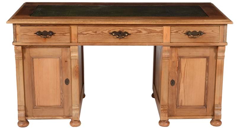 Inline Image - Lot 653: A pine pedestal desk, 20th century | Est. £600-800 (+fees)