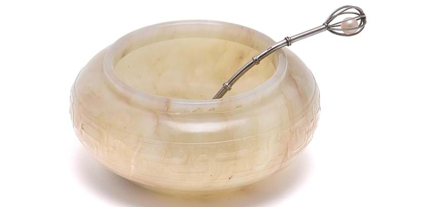 Inline Image - A Chinese carved jade bowl, Qing Dynasty | Sold for £4,800 hammer price, 11 November 2020